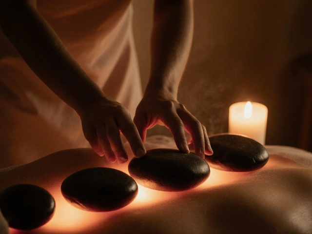 Masáž lávovými kameny v tantrickém kontextu: Jak to funguje a co vám přinese